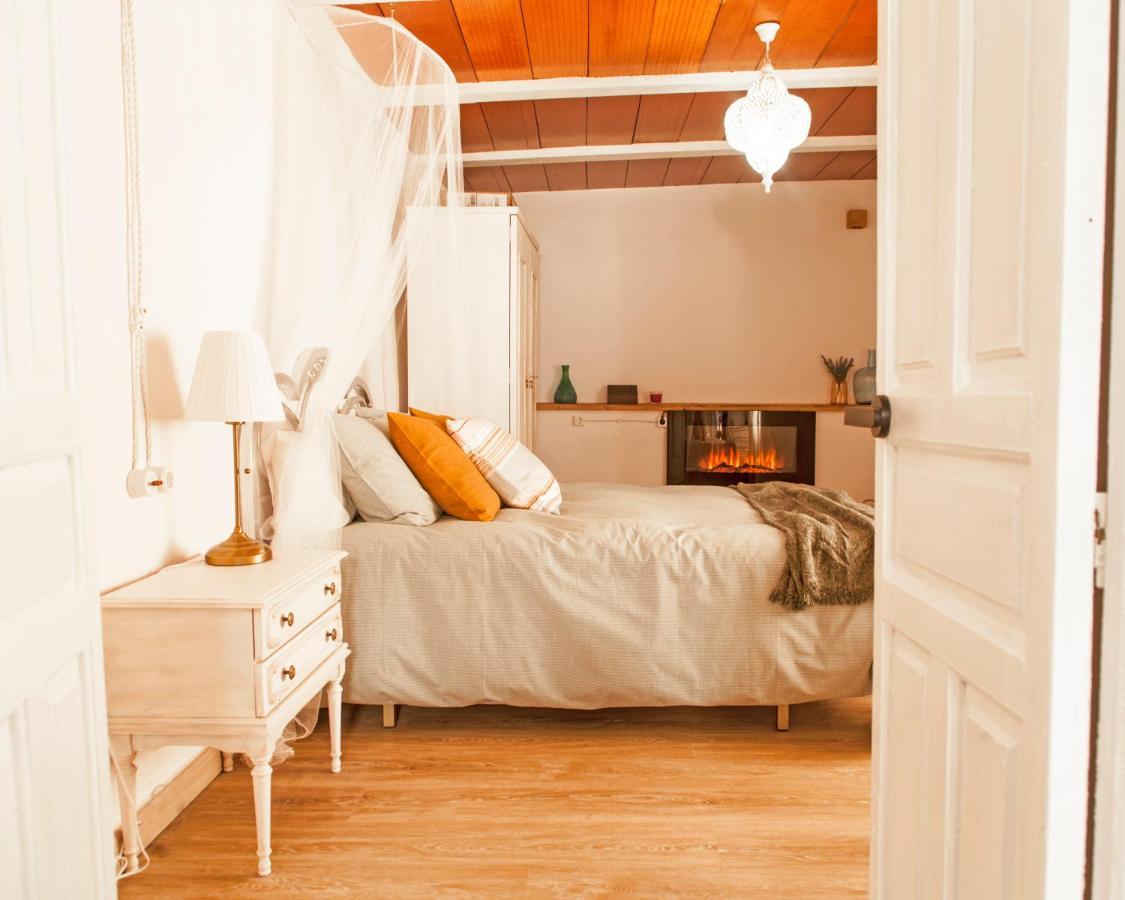La Casita Del Pueblo Pet Friendly Granada *